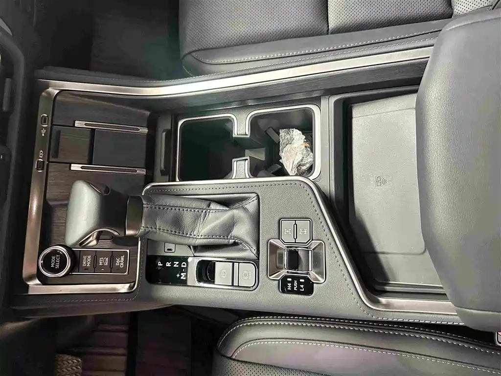 Lexus GX — миниатюра 12
