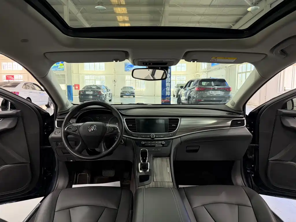 Buick LaCrosse 2022 652T Luxury