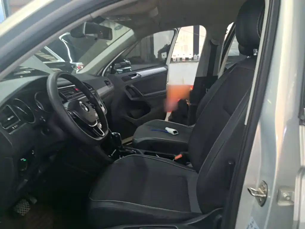 Volkswagen Tiguan L — миниатюра 15
