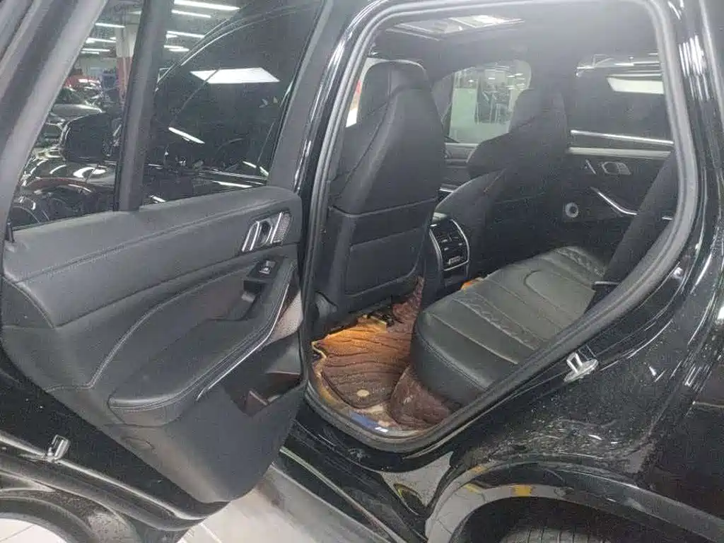 BMW X5 M — миниатюра 6