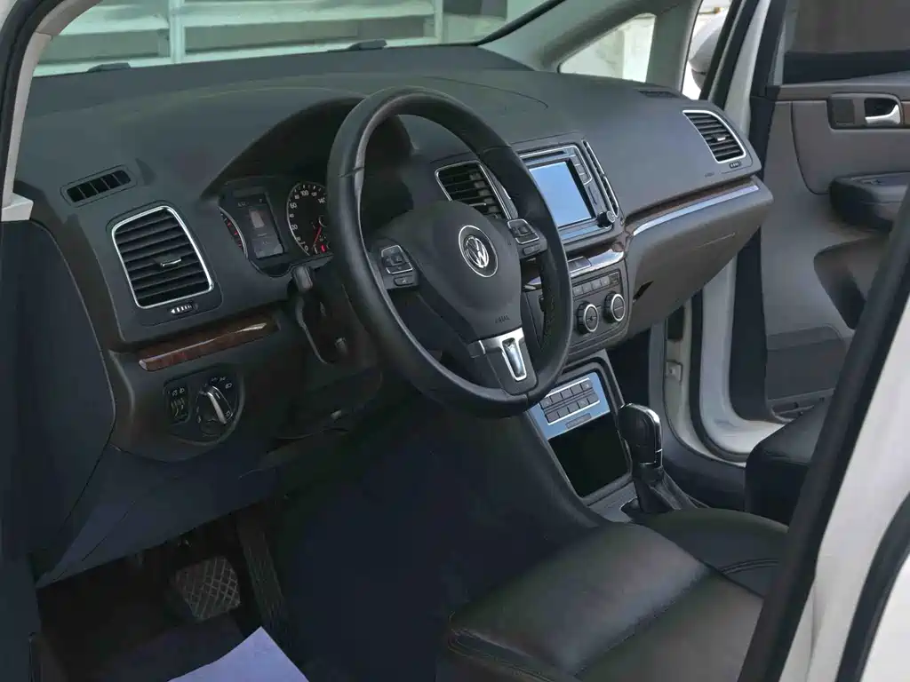 Volkswagen Sharan — миниатюра 7