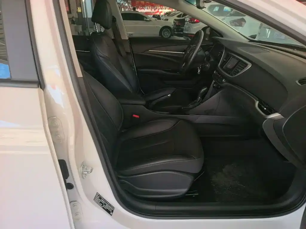 Buick Excelle — миниатюра 25