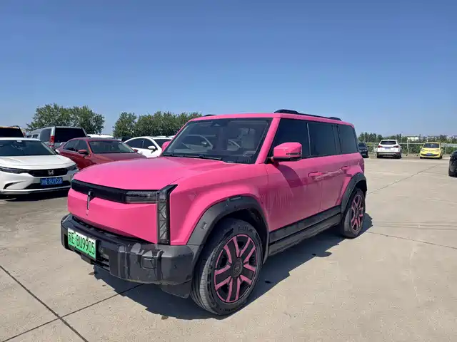 iCar 03