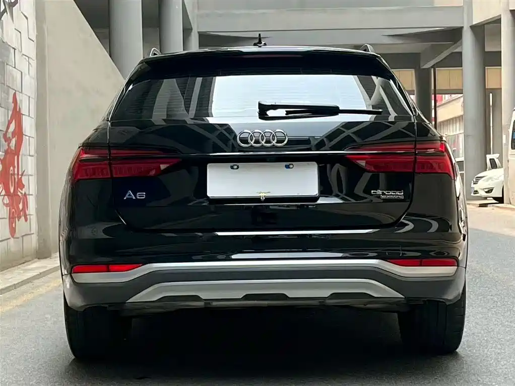 Audi A6 2024 allroad quattro 55 TFSI Premium