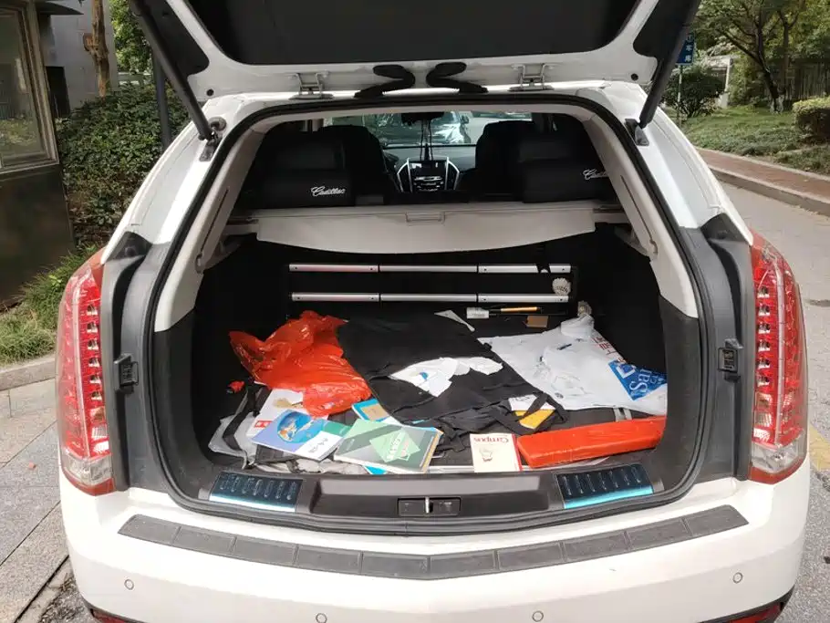 Cadillac SRX — миниатюра 4