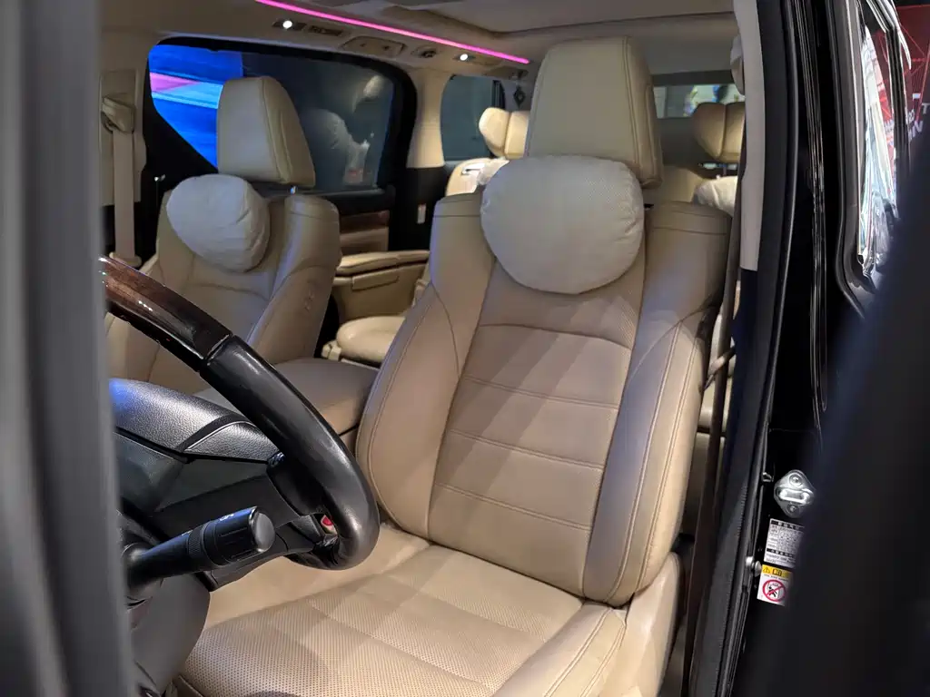 Toyota Alphard 2018 3.5L Luxury