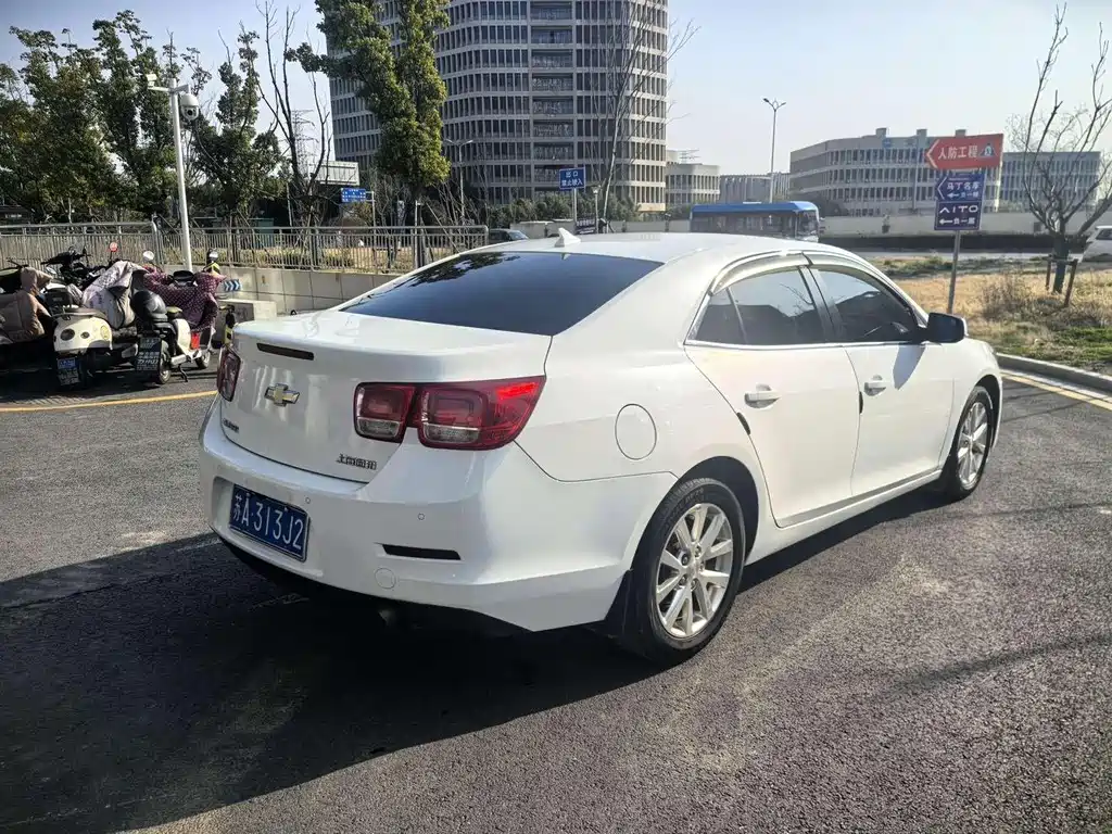 Chevrolet Malibu — миниатюра 4