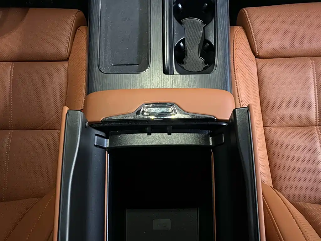 GAC Motor Trumpchi Xiangwang M8 — миниатюра 20