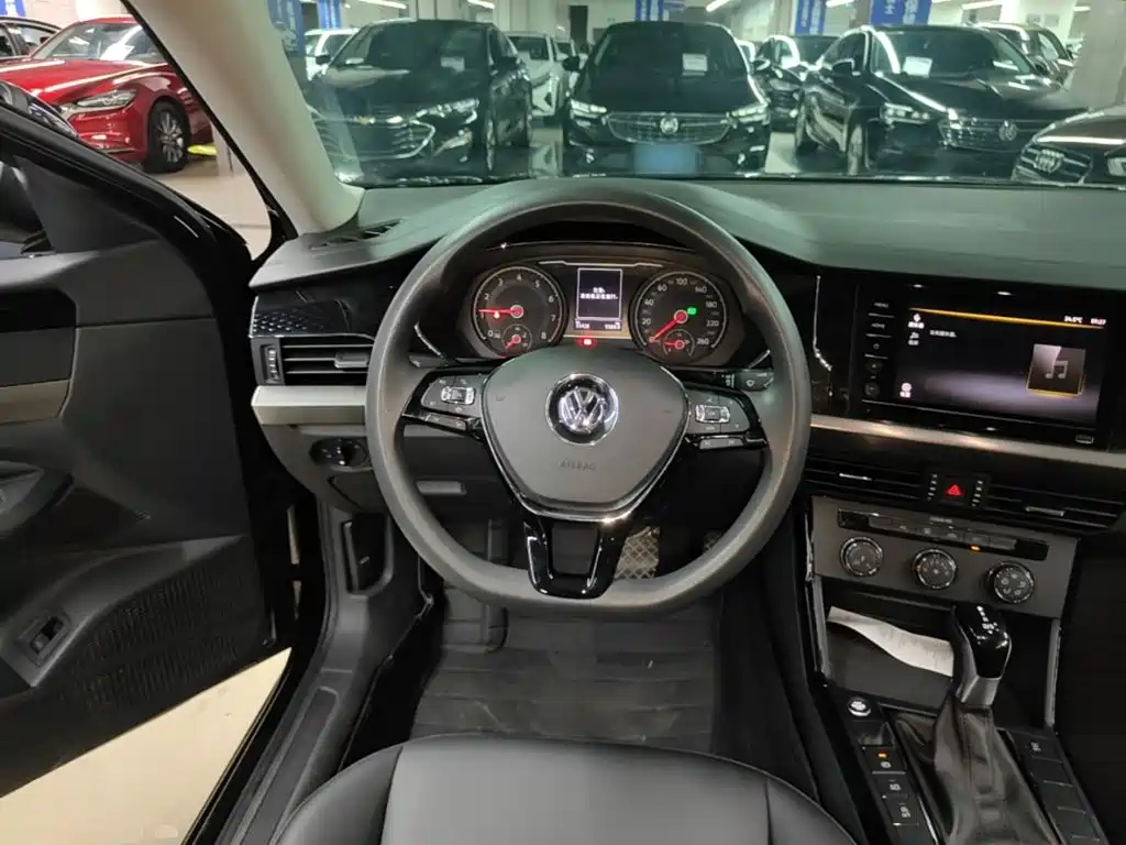 Volkswagen Passat — миниатюра 11