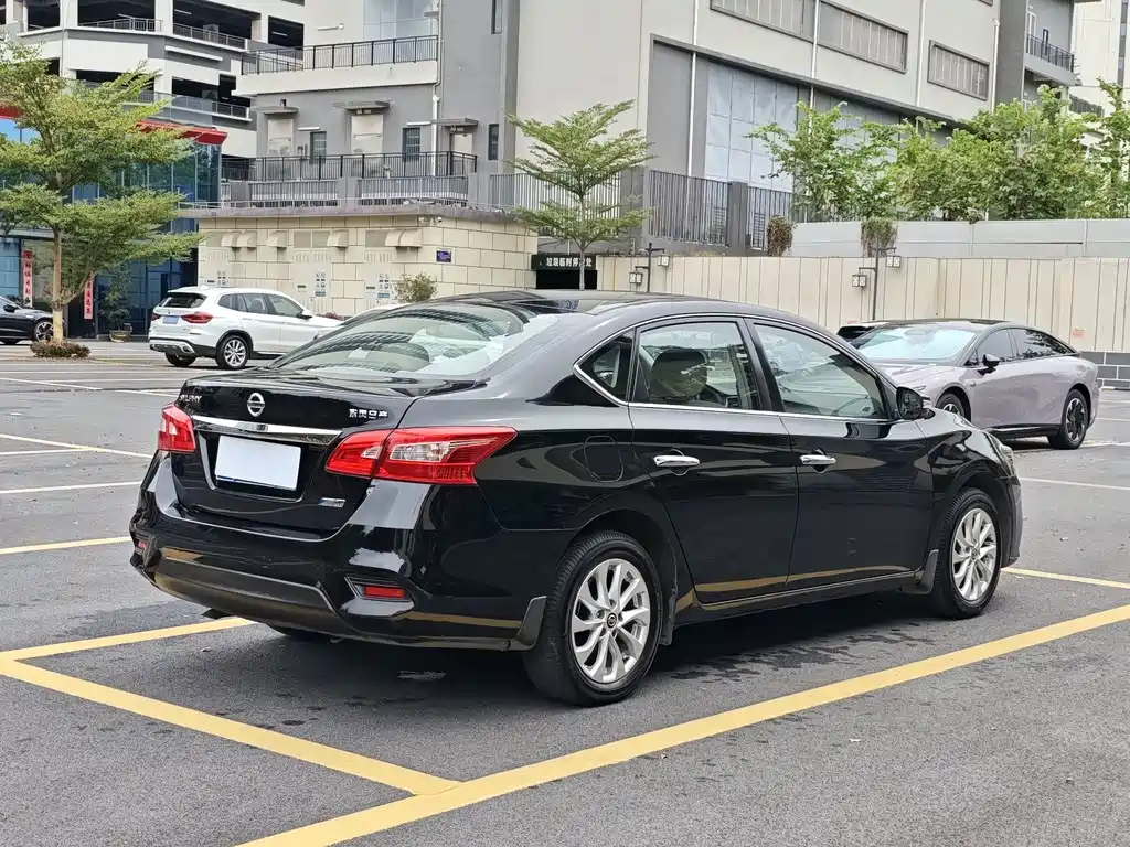 Nissan Sylphy — миниатюра 7