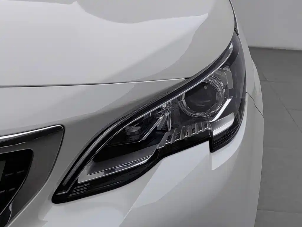 Peugeot 4008 — миниатюра 7