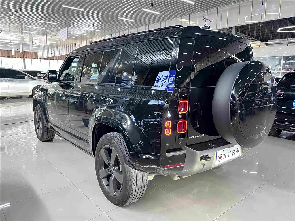 Land Rover Defender — миниатюра 11