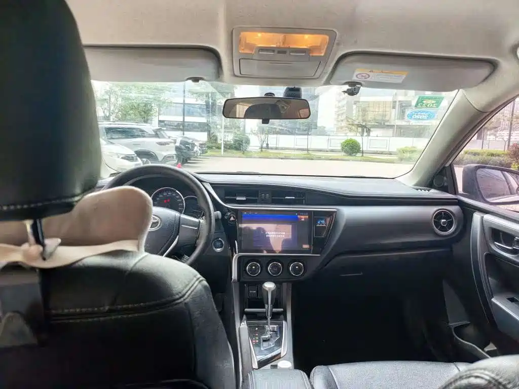 Toyota Corolla — миниатюра 6