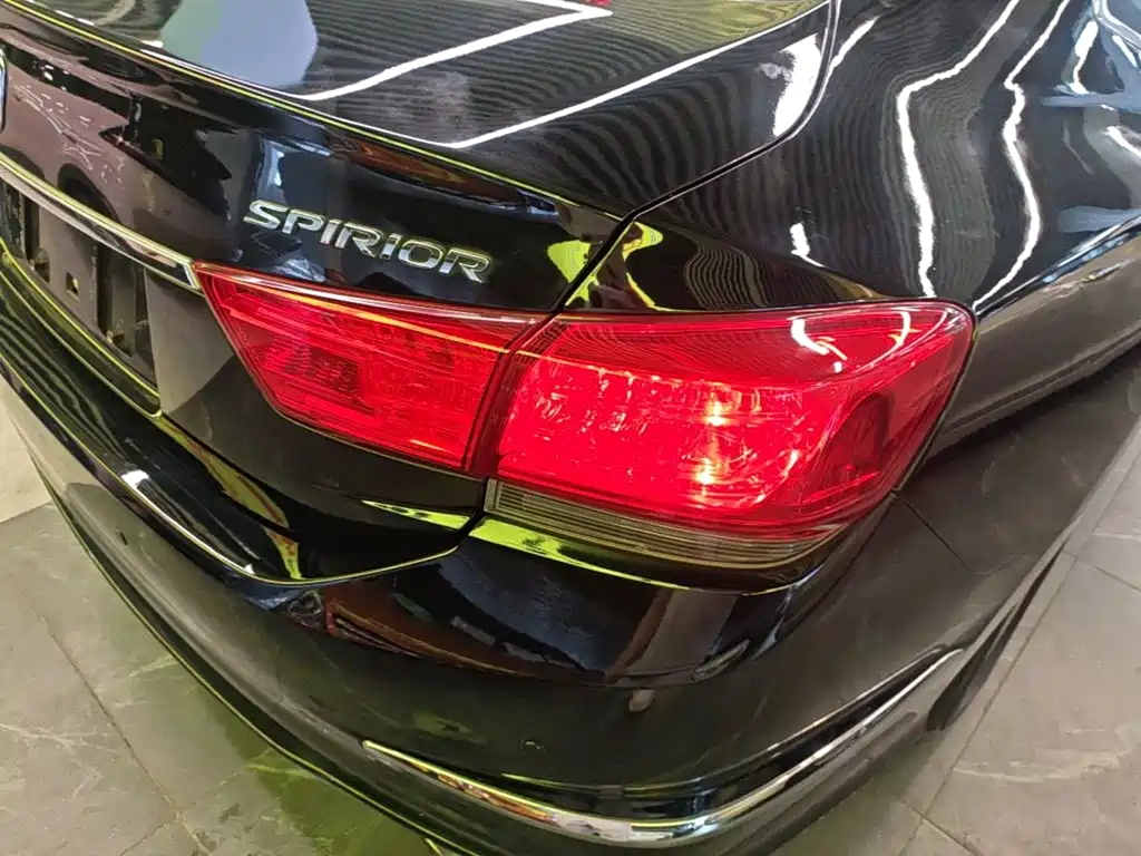 Honda Spirior — миниатюра 8