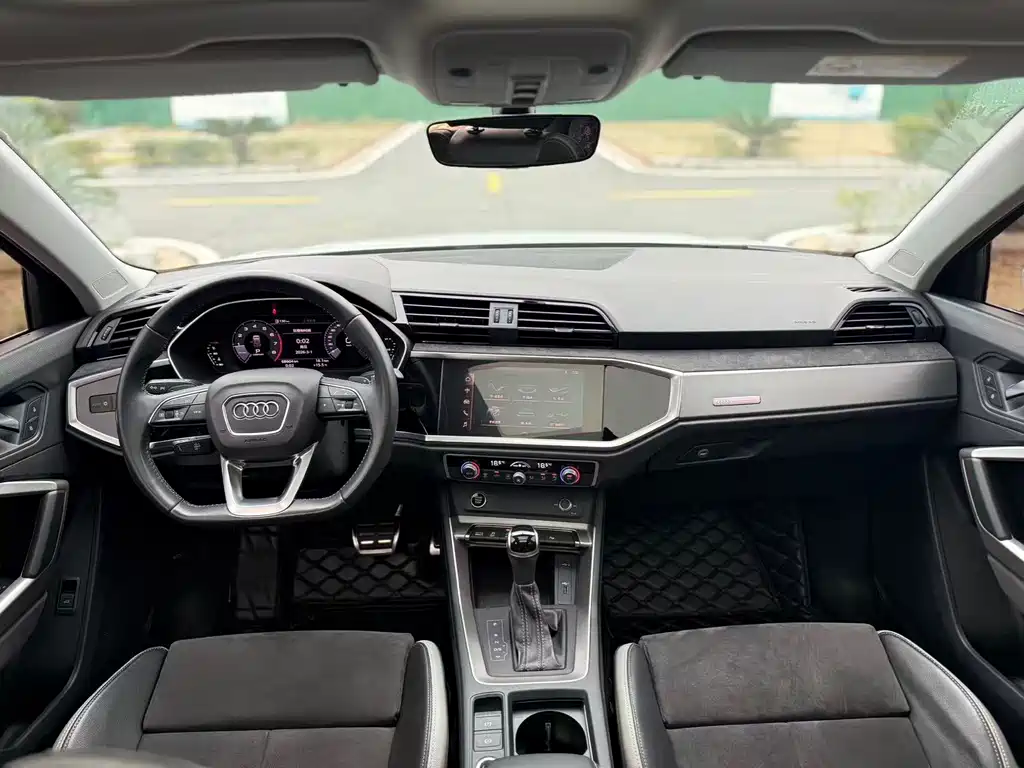 Audi Q3 2021 40 TFSI Fashion