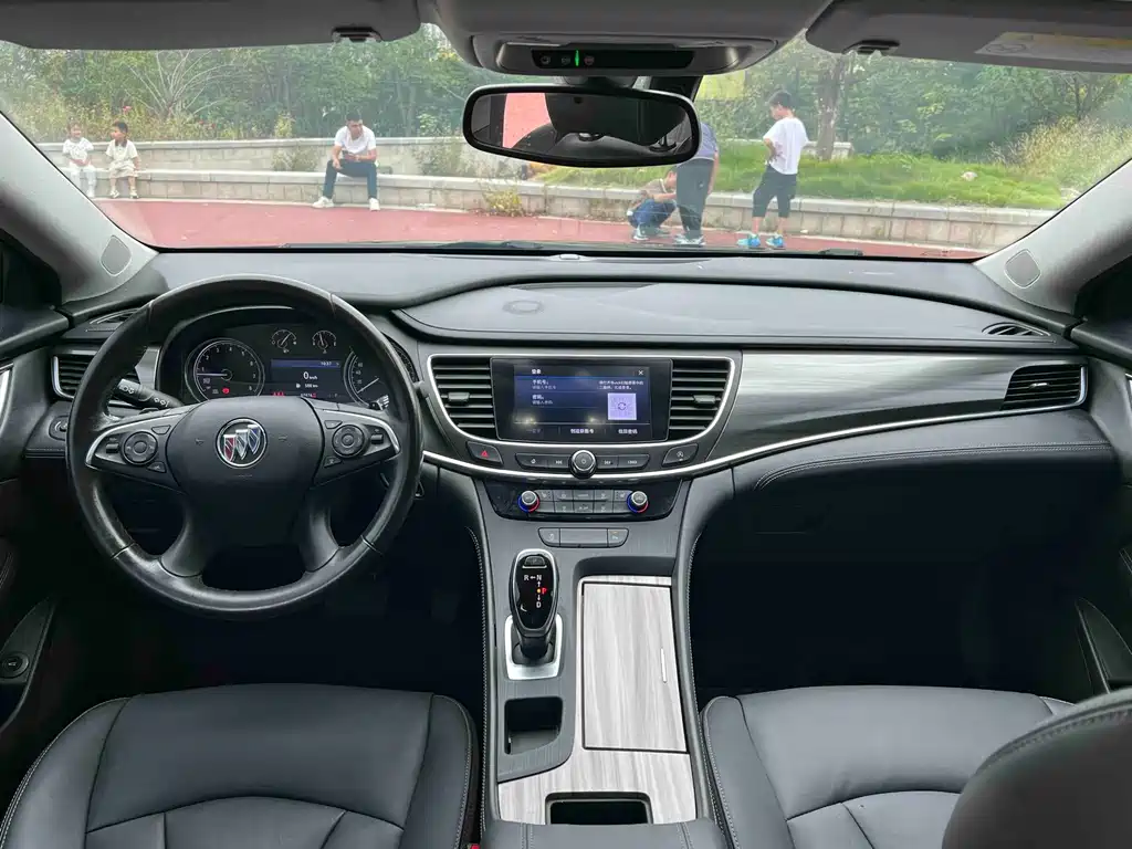 Buick LaCrosse — миниатюра 9