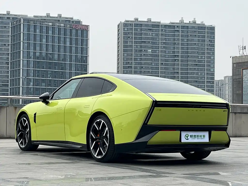 XPeng P7 — миниатюра 15