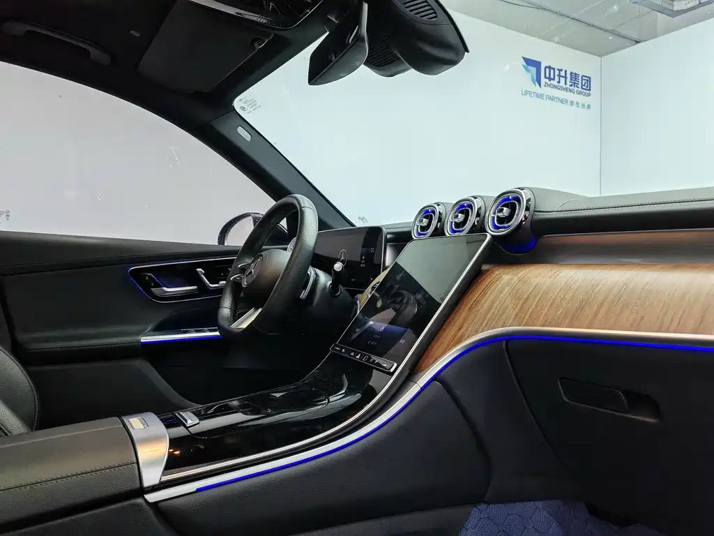 Mercedes-Benz GLC — миниатюра 15