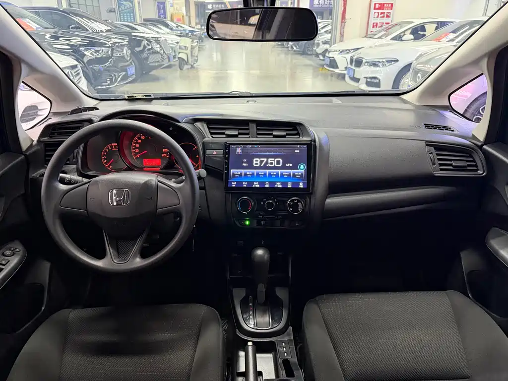 Honda Fit 2018 1.5L CVT Comfort