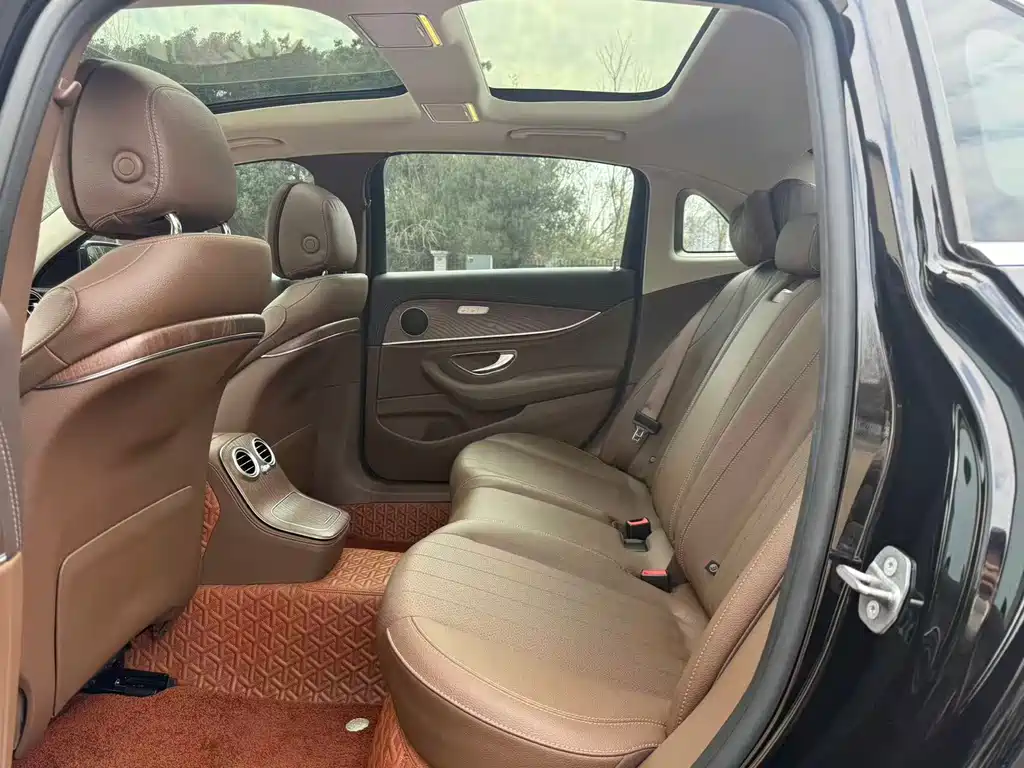 Mercedes-Benz E-Class E 2022 E 300 L Fashion