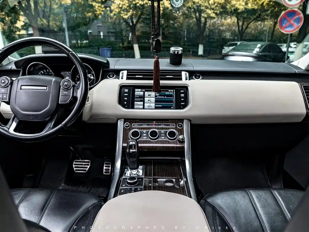 Land Rover Range Rover Sport 2015 3.0 SC V6 HSE
