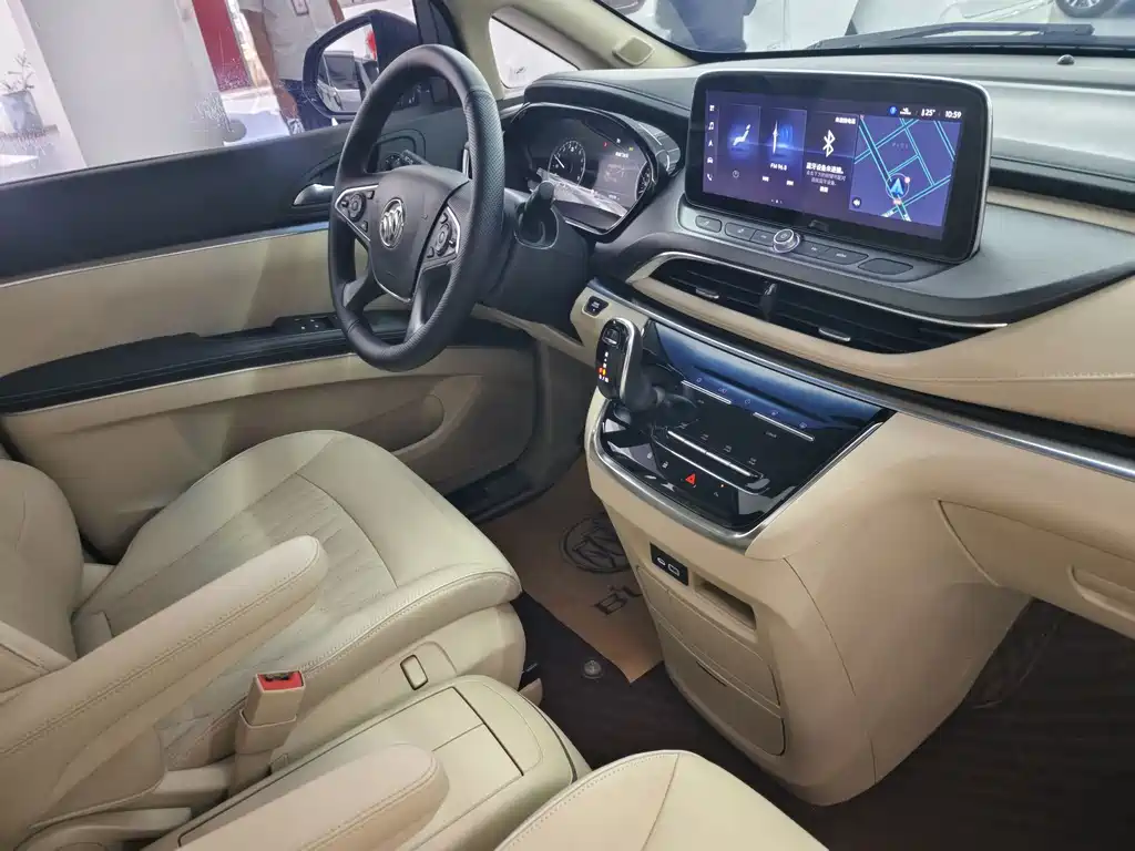 Buick GL8 — миниатюра 14