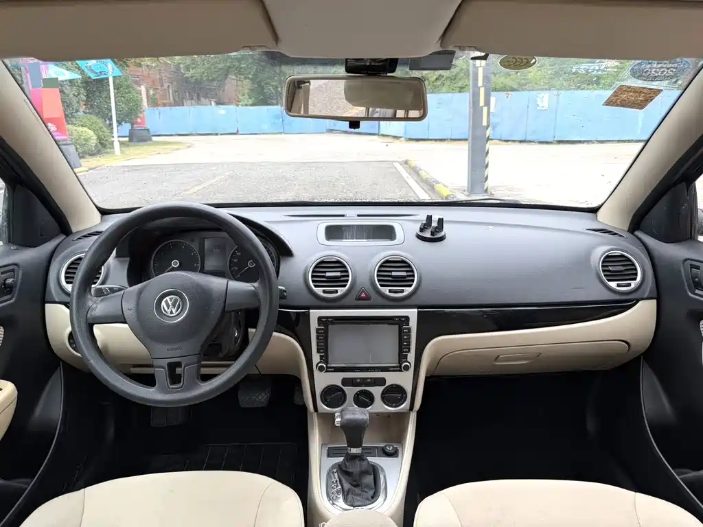 Volkswagen Lavida — миниатюра 4