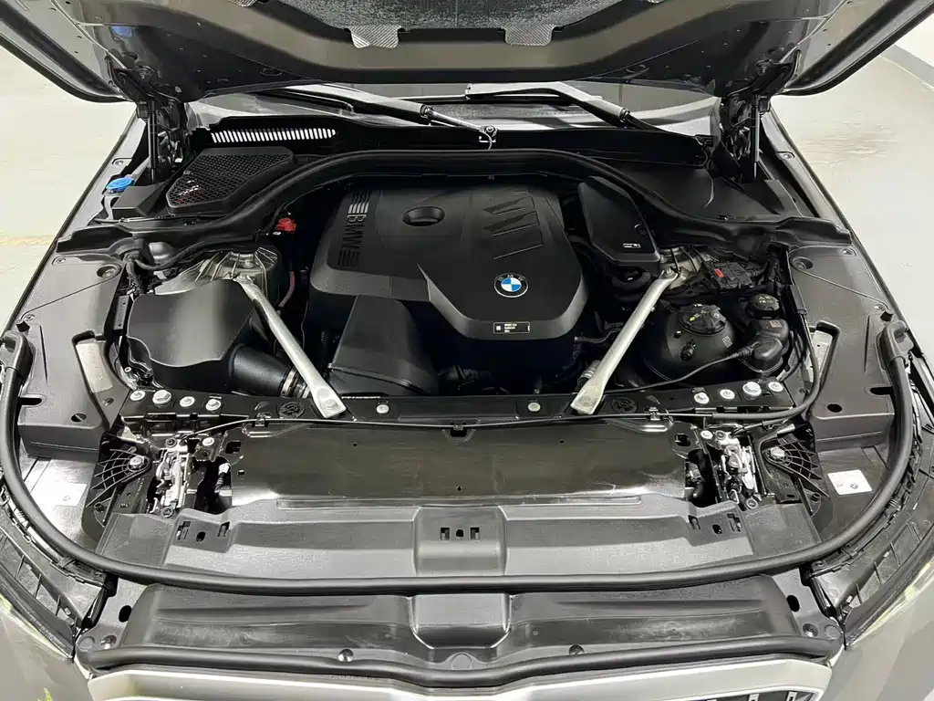 BMW 5 Series 5 2024 530Li Lead M Sport