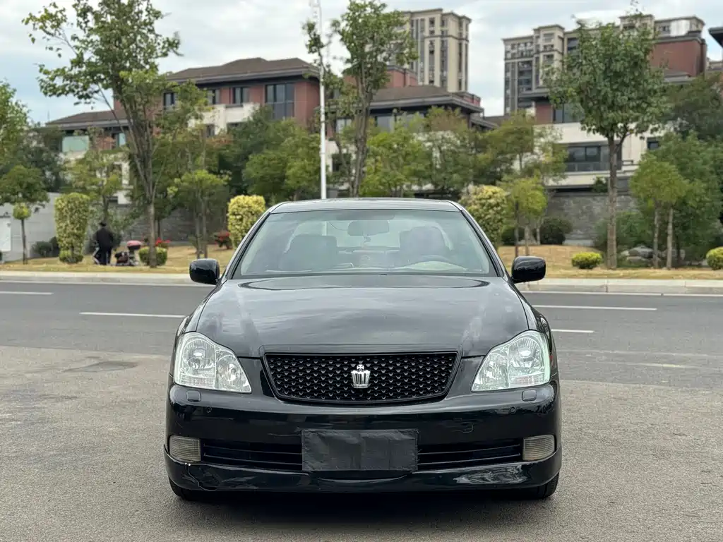 Toyota Crown 2005 3.0L Royal Saloon