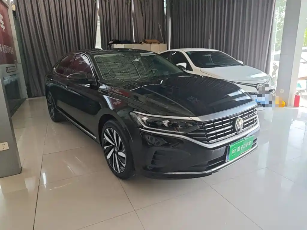 Volkswagen Passat 2024 380TSI Elite