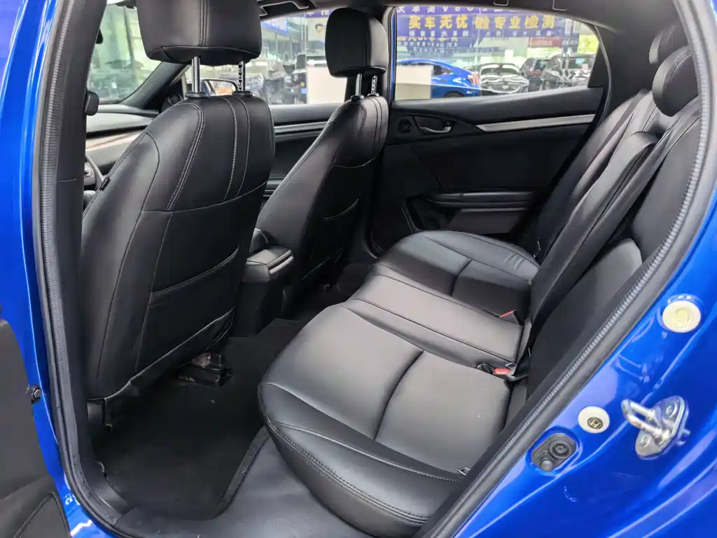 Honda Civic — миниатюра 6