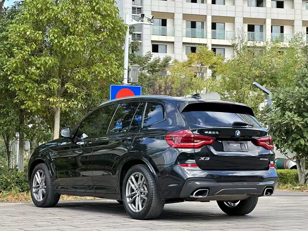 BMW X3 — миниатюра 7