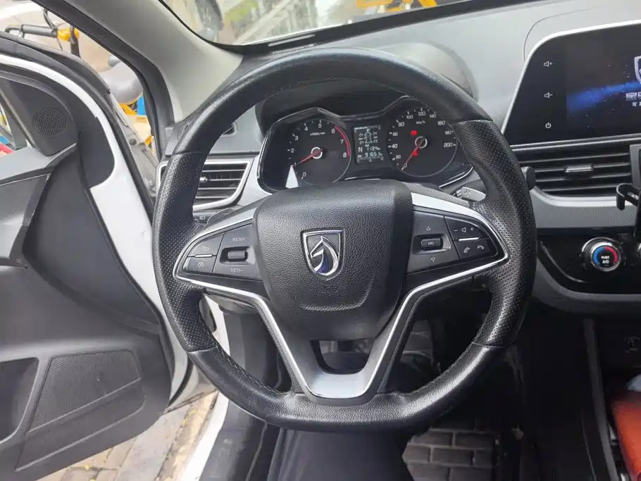 Baojun 310W — миниатюра 15