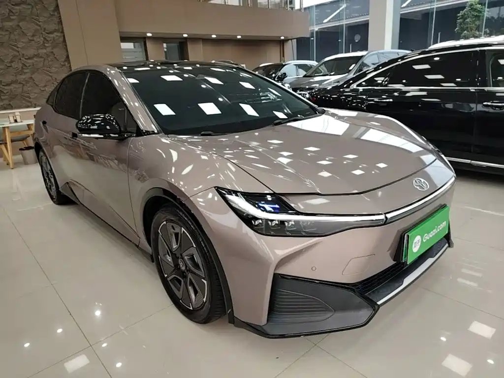 Toyota bZ3 — миниатюра 4