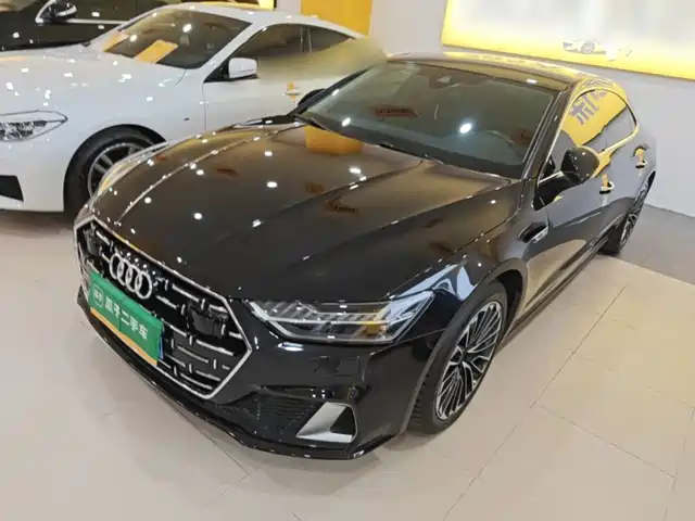Audi A7L