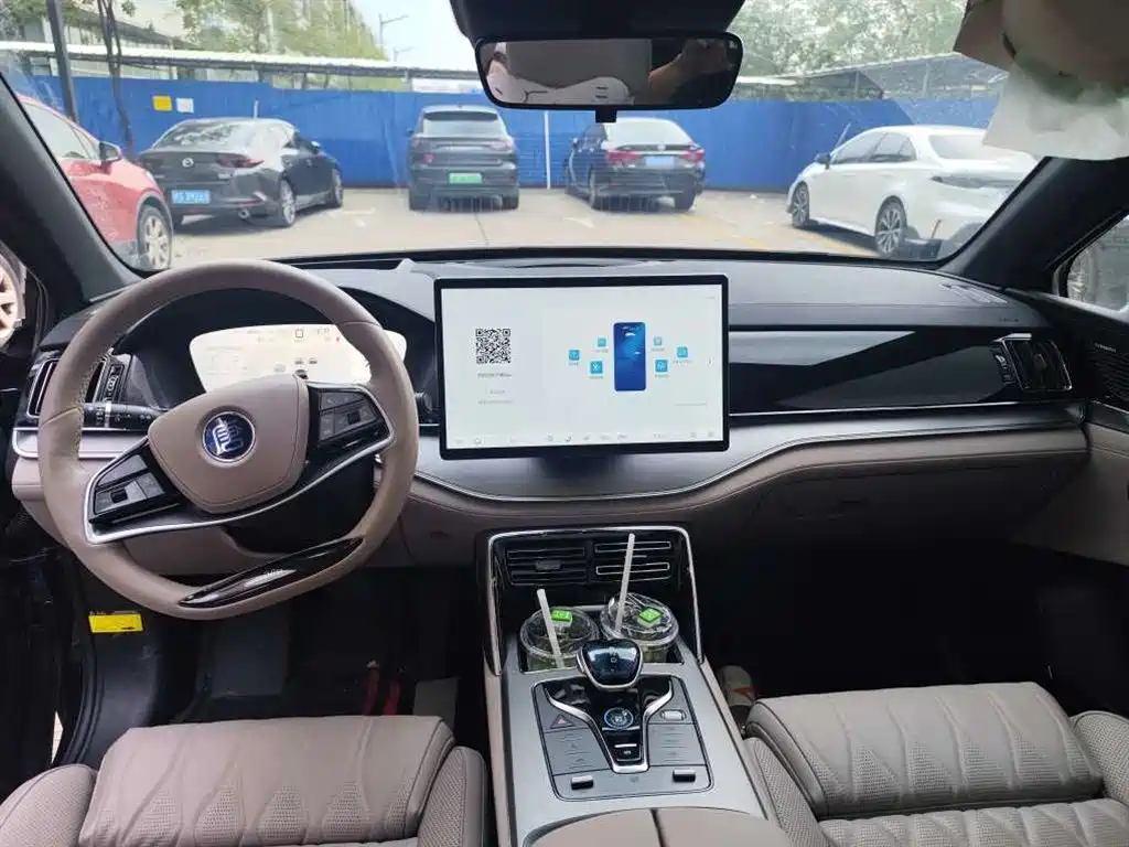 BYD Tang New Energy — миниатюра 7