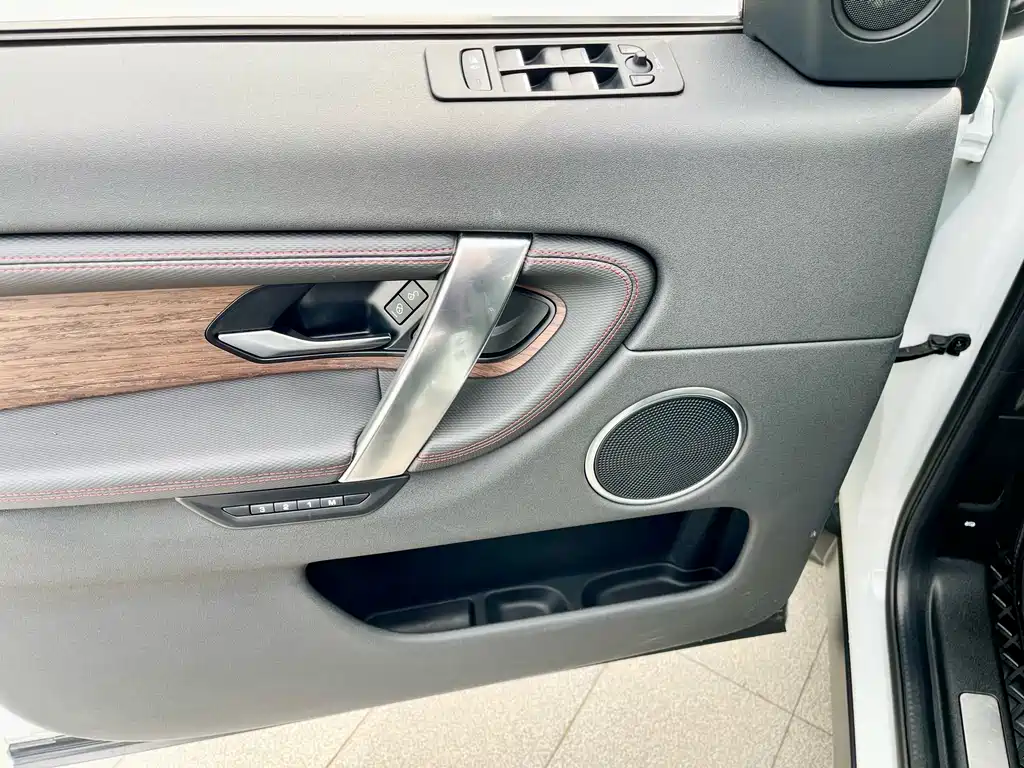 Land Rover Discovery Sport 2020 249PS R-Dynamic 7 мест