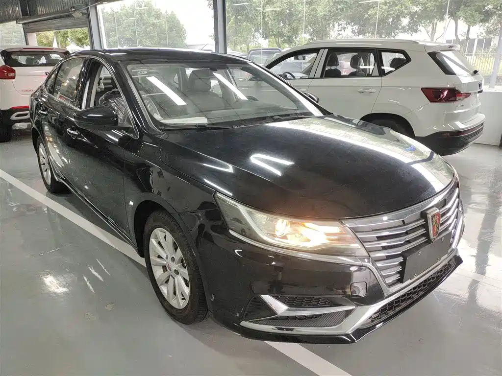 ROEWE  I6 NEW ENERGY