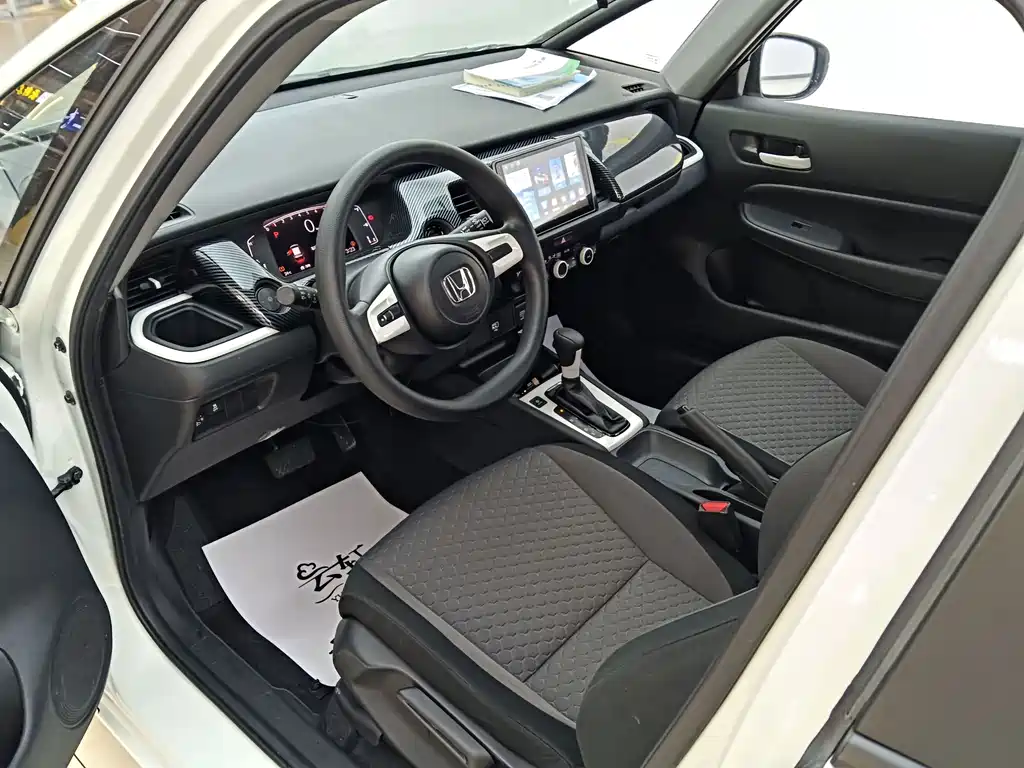 Honda Fit — миниатюра 9