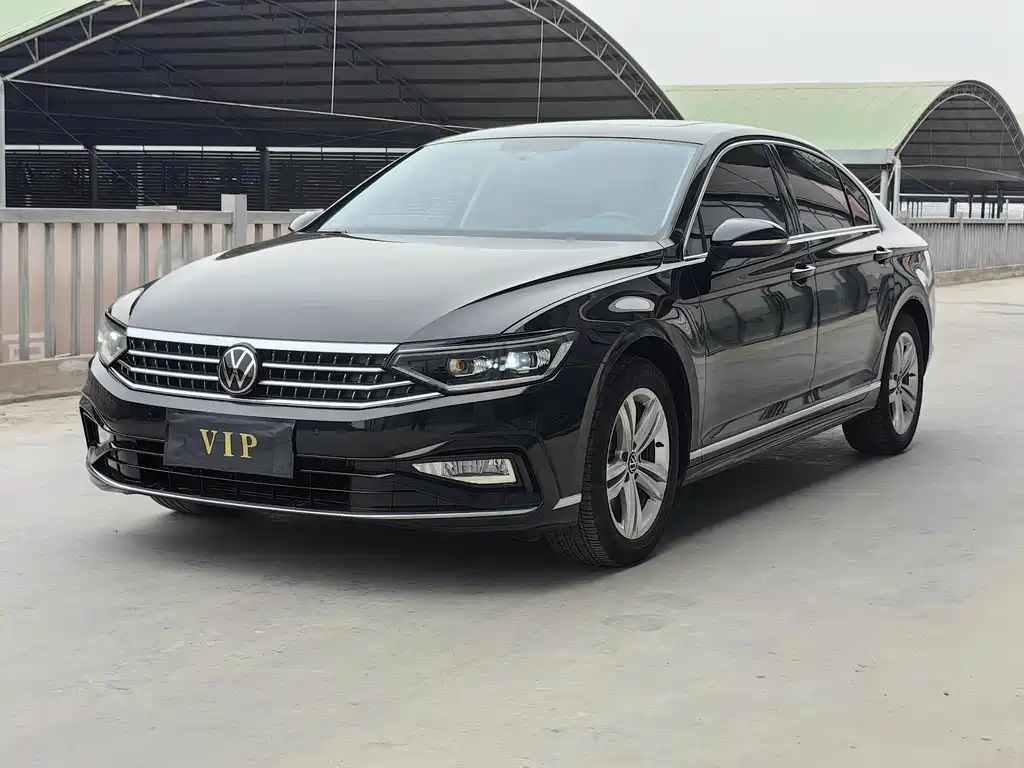 Купить Volkswagen Magotan