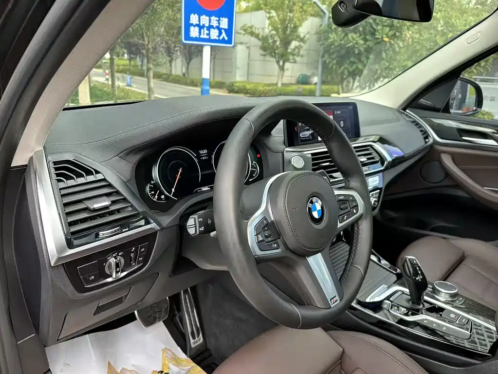 BMW X3 — миниатюра 22