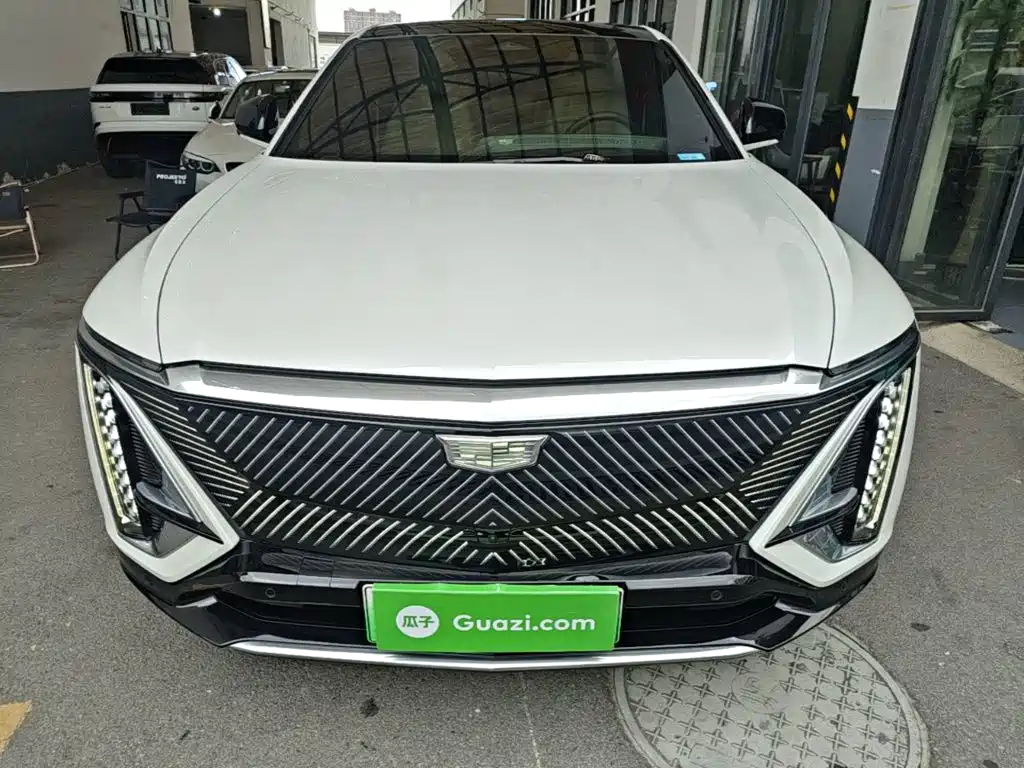 Cadillac Lyriq — миниатюра 3