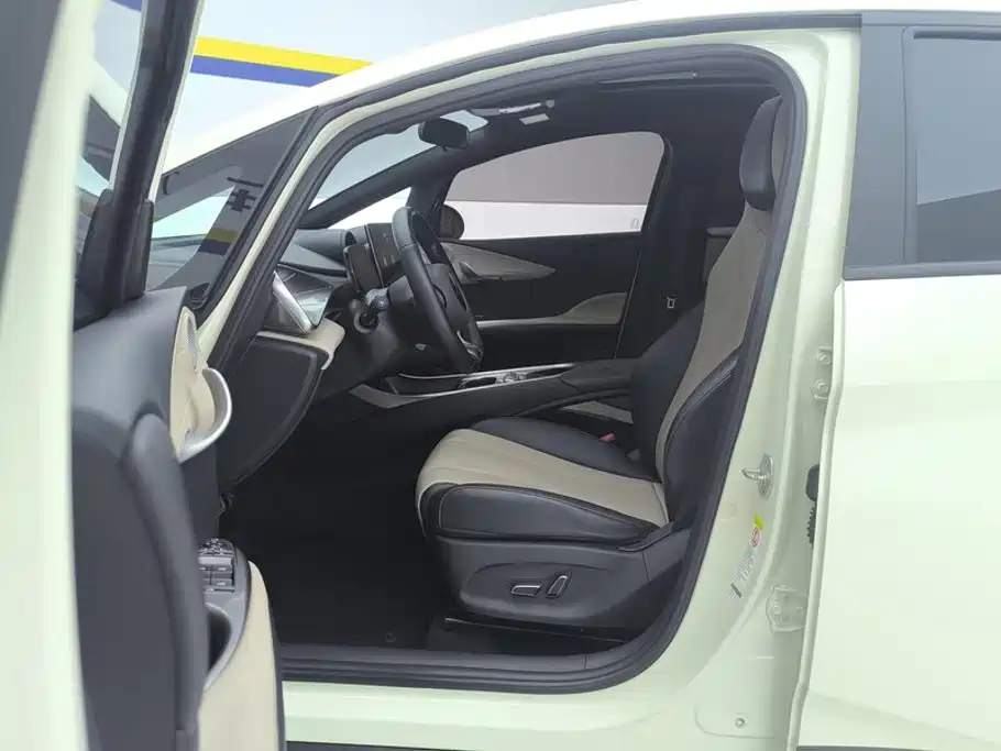 BYD Dolphin — миниатюра 9