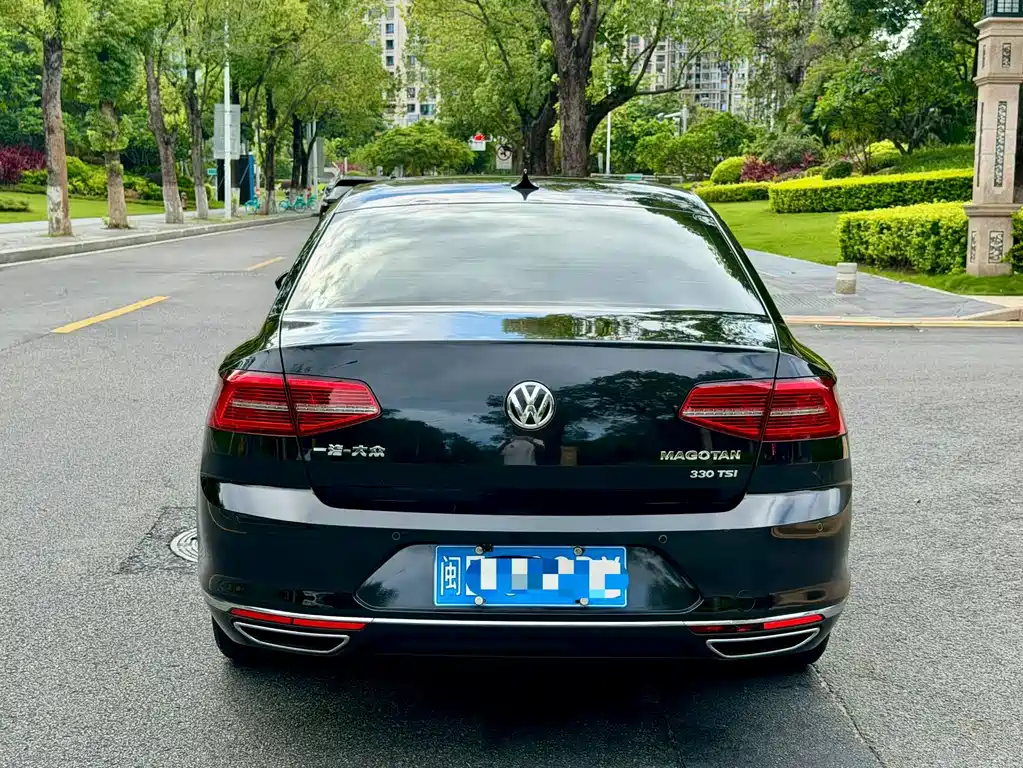 Volkswagen Magotan 2017 330TSI DSG Lead