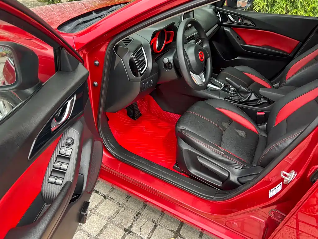 Mazda 3 Axela — миниатюра 11