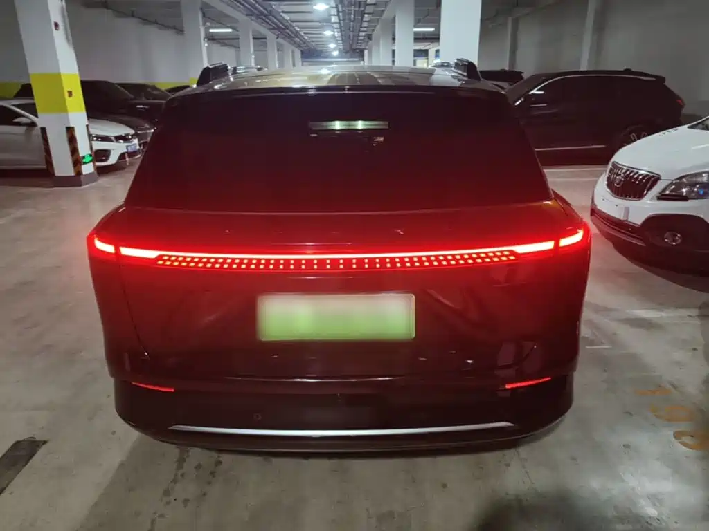 XPeng G9 — миниатюра 6