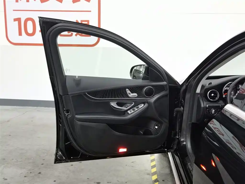 Mercedes-Benz C-Class C 2017 C 180 L Fashion Sport