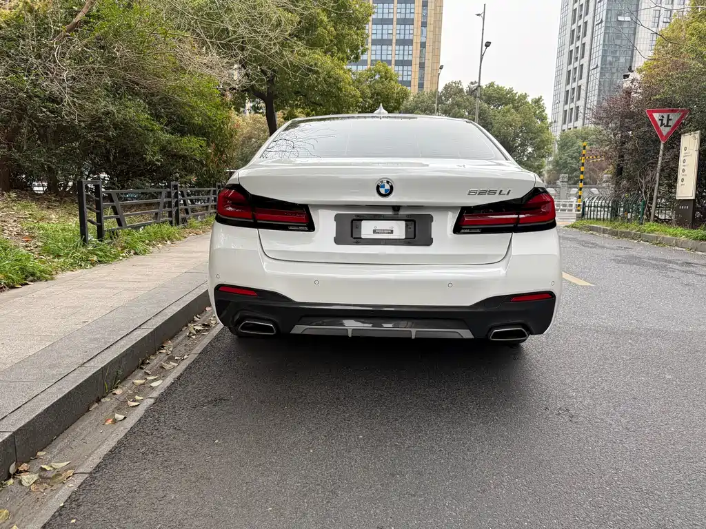 BMW 5 Series 5 2021 525Li M Sport