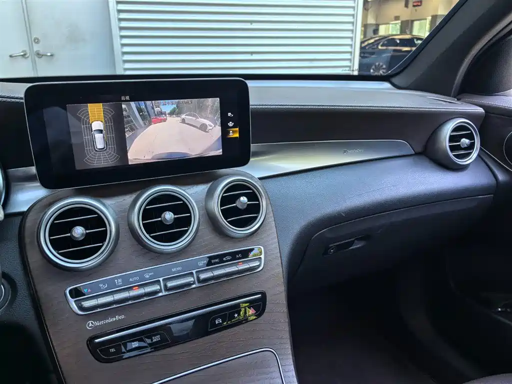 Mercedes-Benz GLC 2020 GLC 260 L 4MATIC Luxury