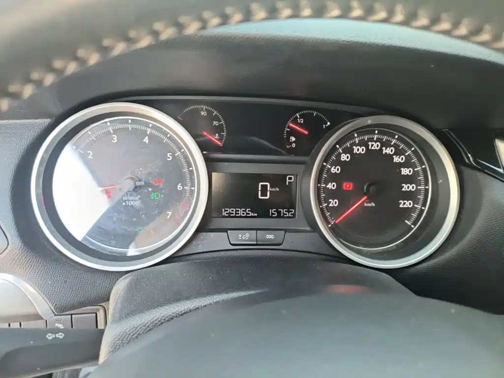 Peugeot 408 — миниатюра 12